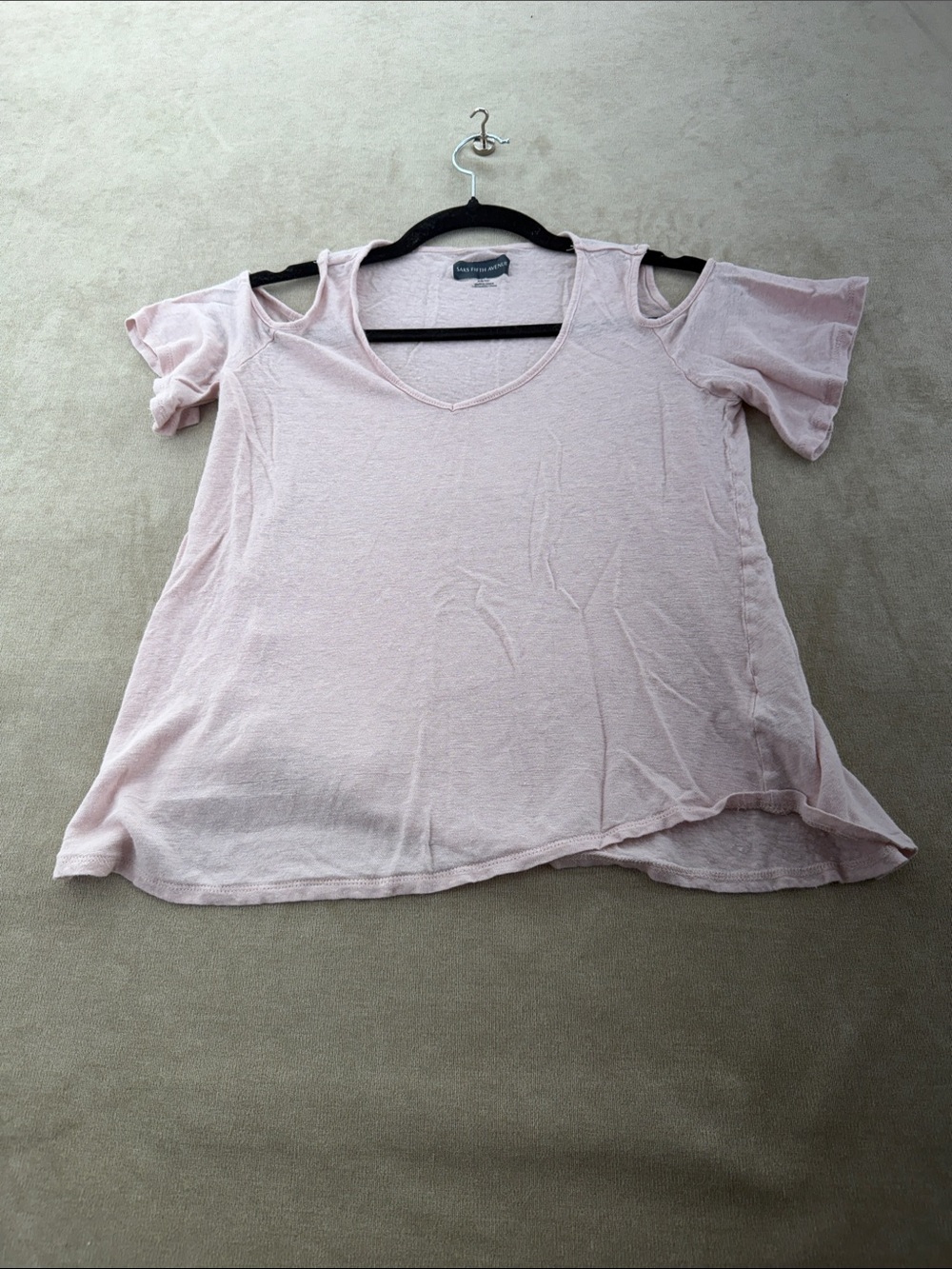 Love Tree Blush Pink Cold-Shoulder V-Neck Short Sleeve Top